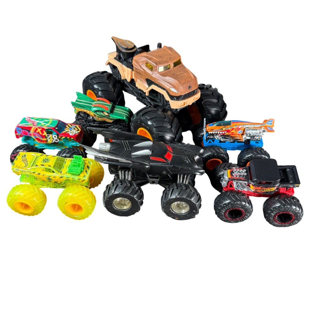 Hot Wheels Monster Trucks Monster Jam Lot of 6 Jurassic World Batman Bone Shaker